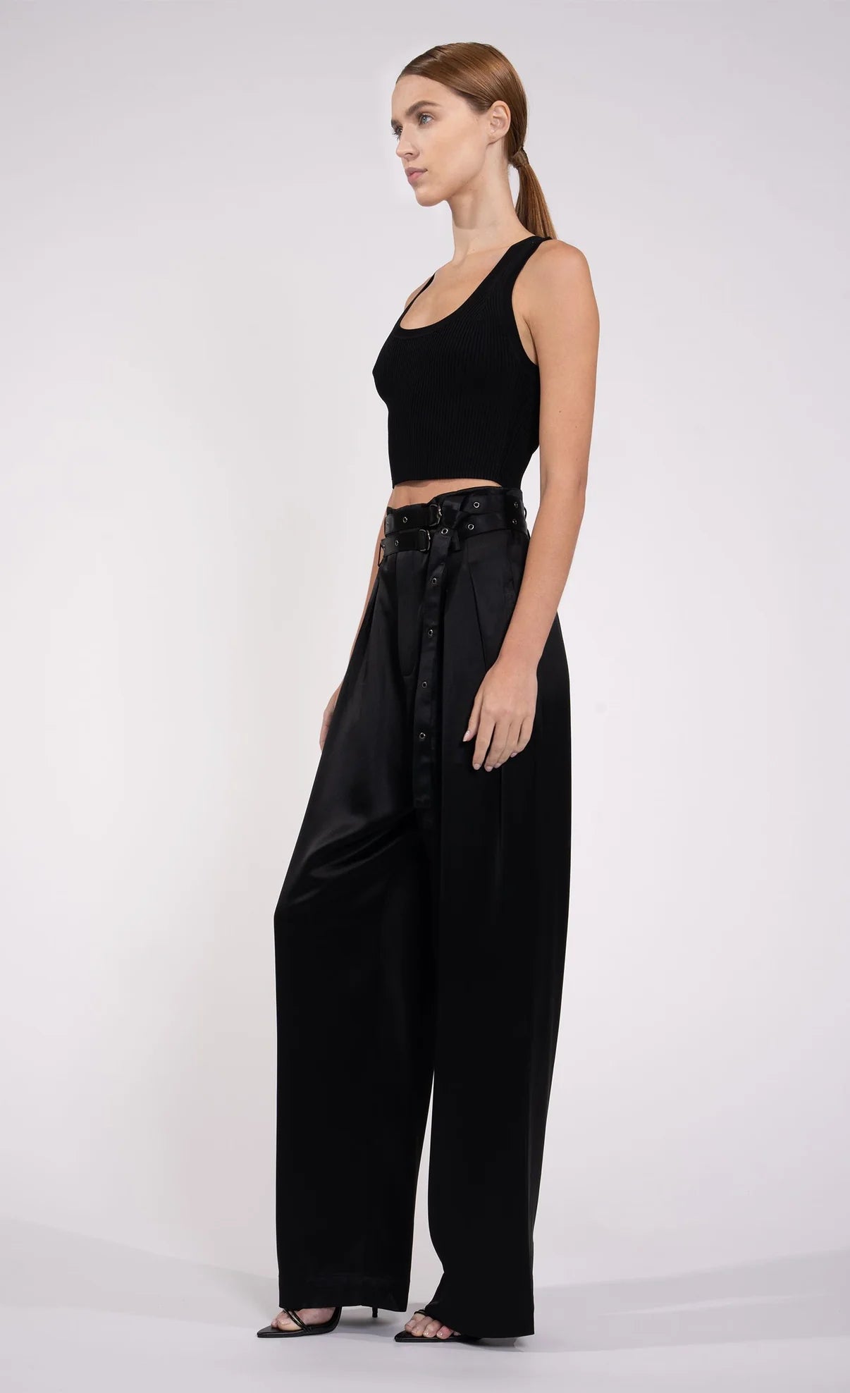 Eve Crop Black