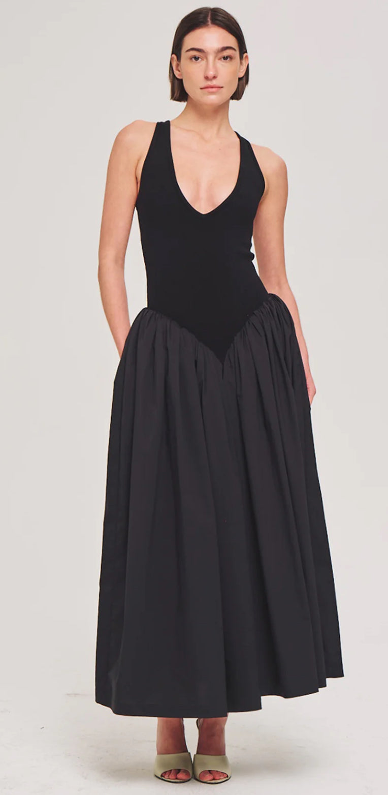 Sirinda Dress