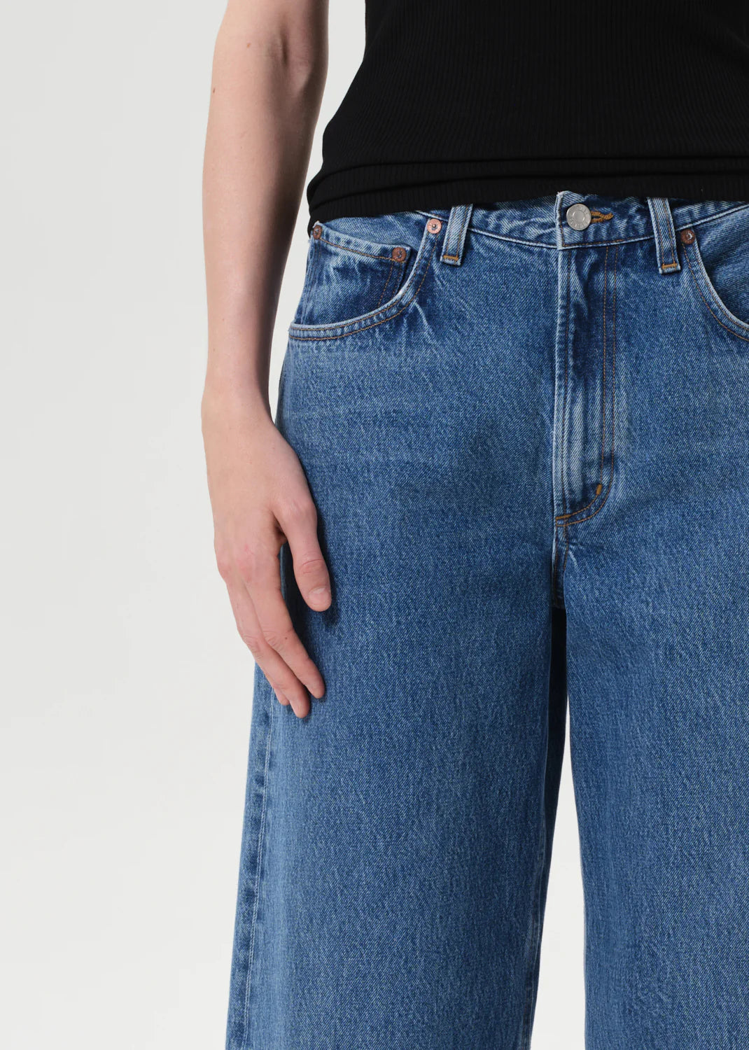 Low Curve Jean In Myth