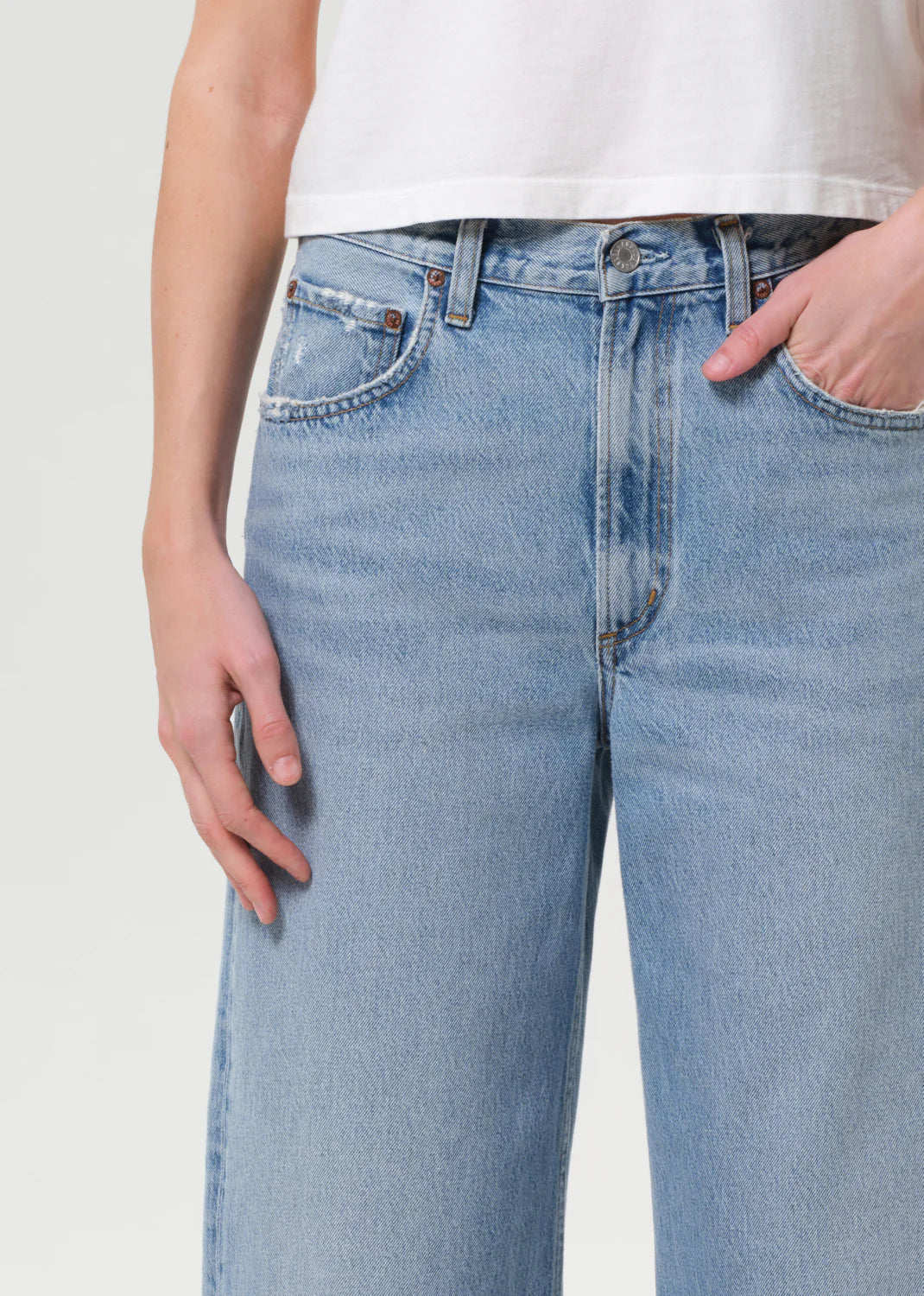 Low Curve Jean In Force