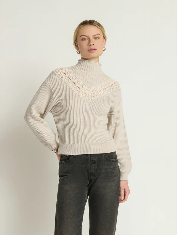 Cassandra Pullover