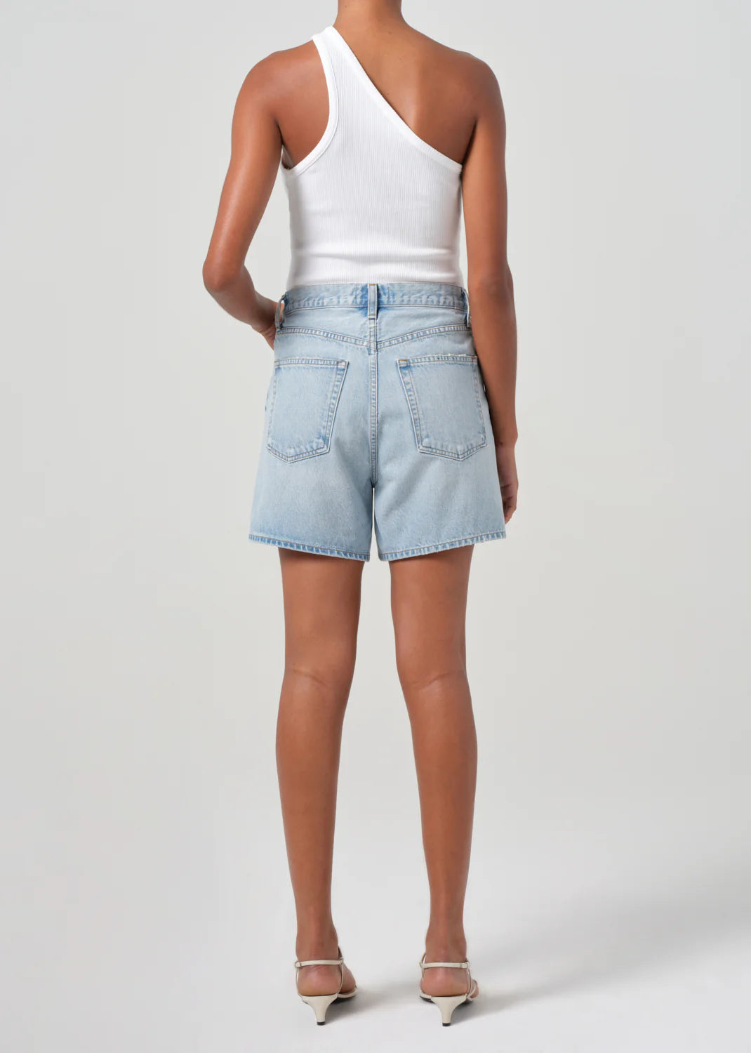V Waist Short BackBeat