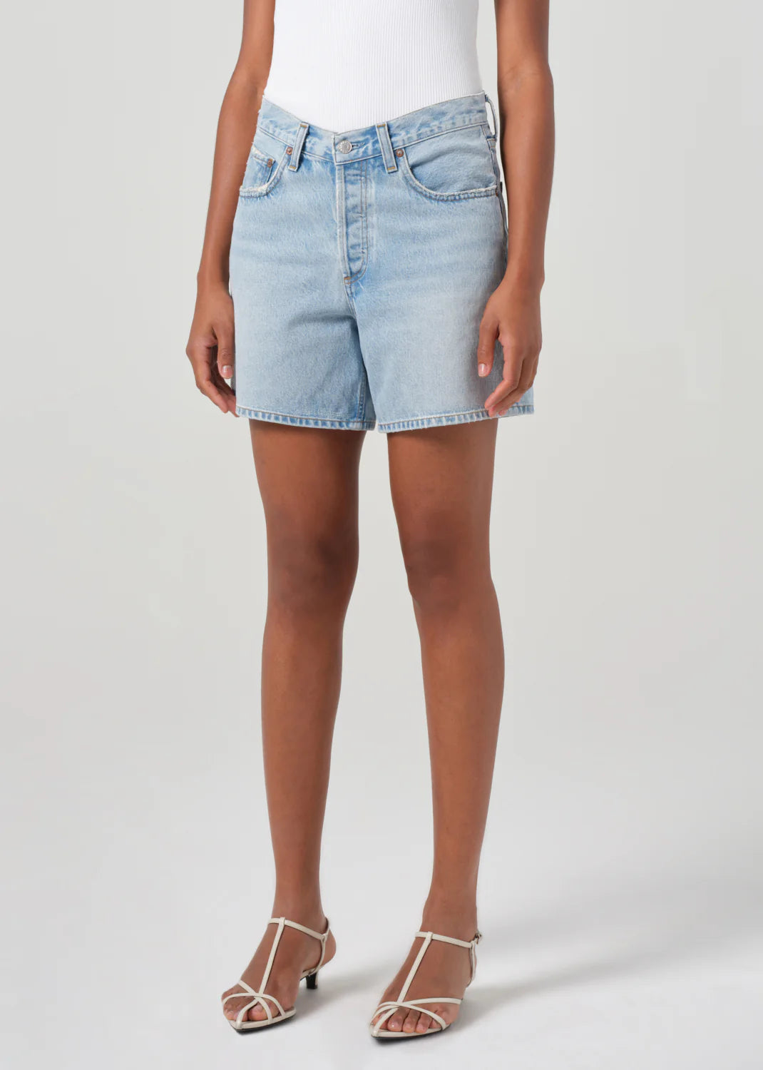 V Waist Short BackBeat