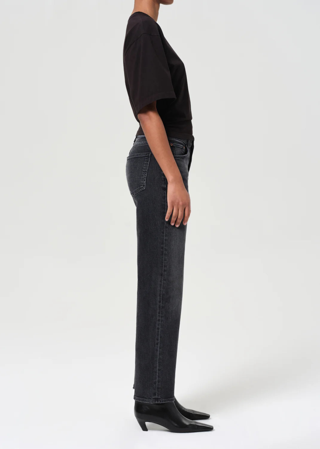 Harper Straight Jean (Stretch) in Radius