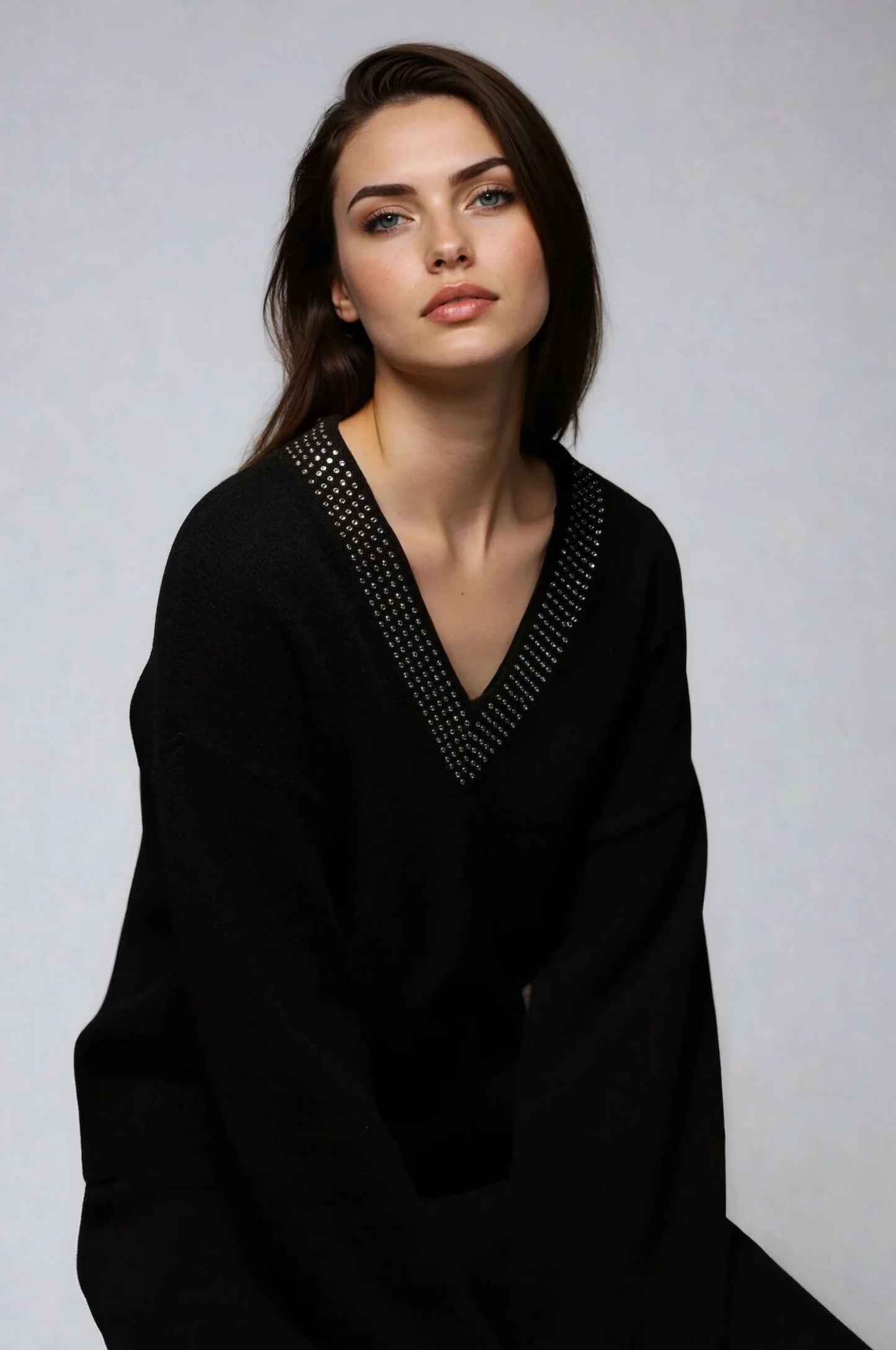 Luxe Cashmere Embellished V Neck Black