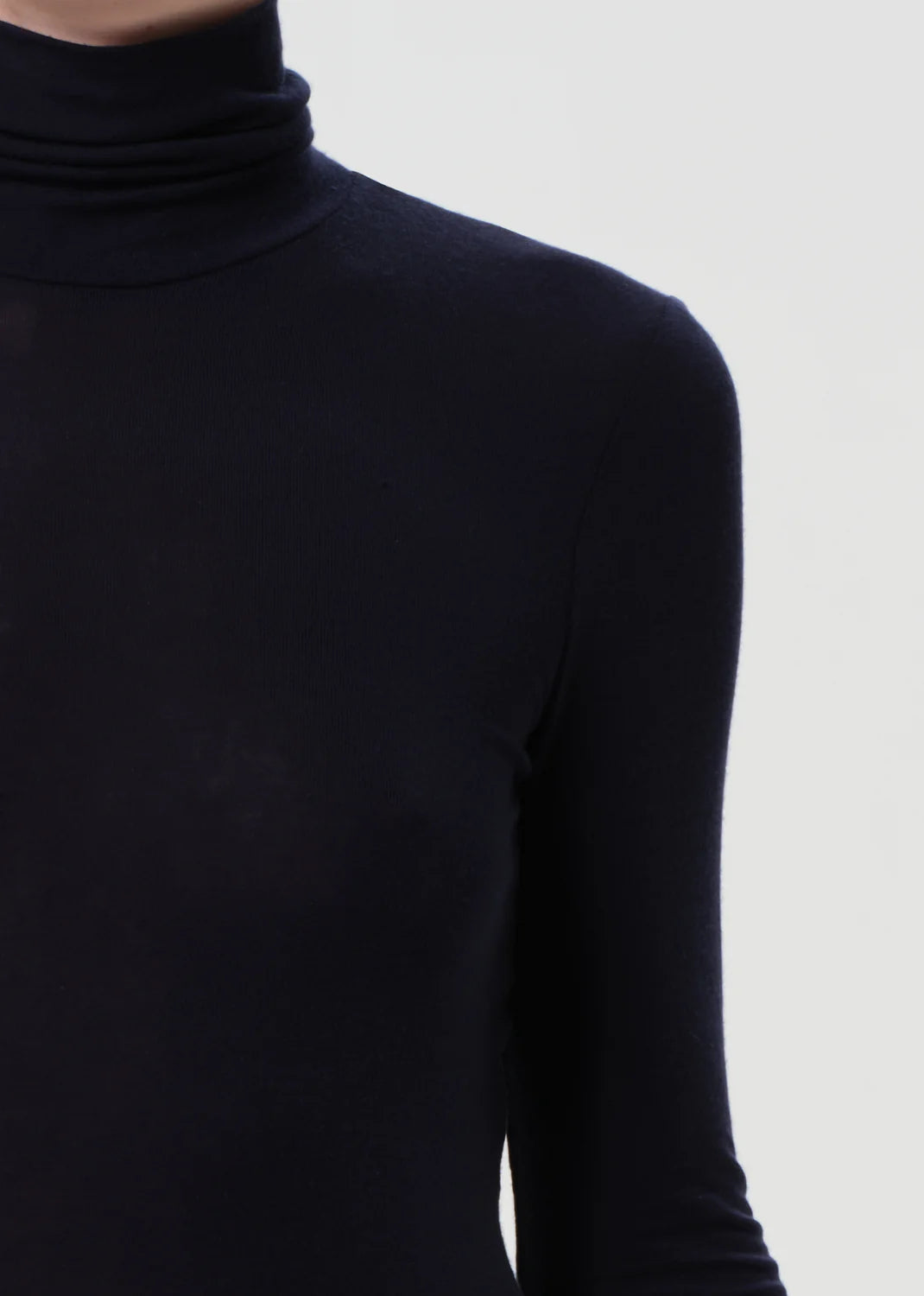 Pascale Turtleneck in Navy