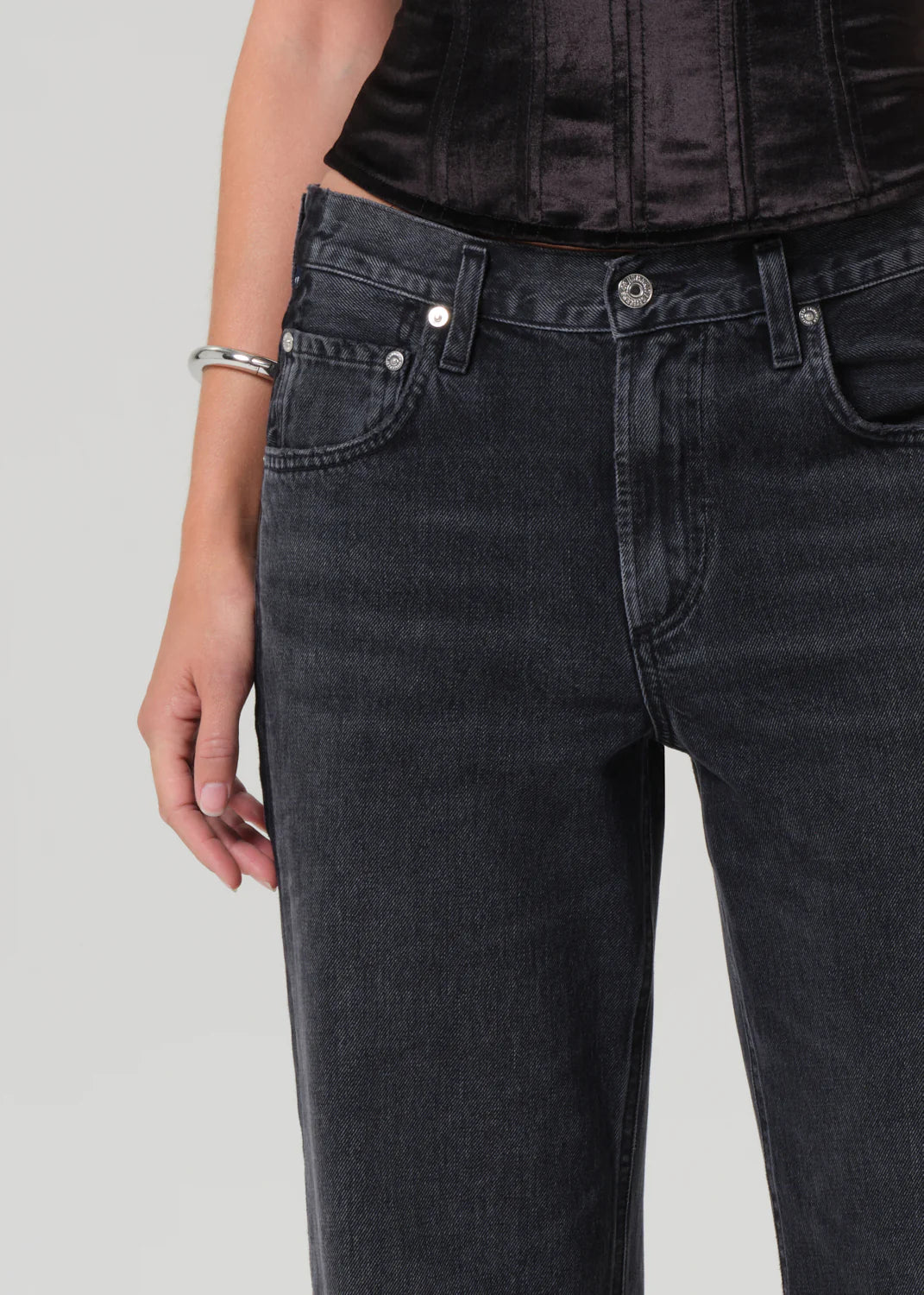 Lindz Easy Straight Tuxedo Stripe in Kuro