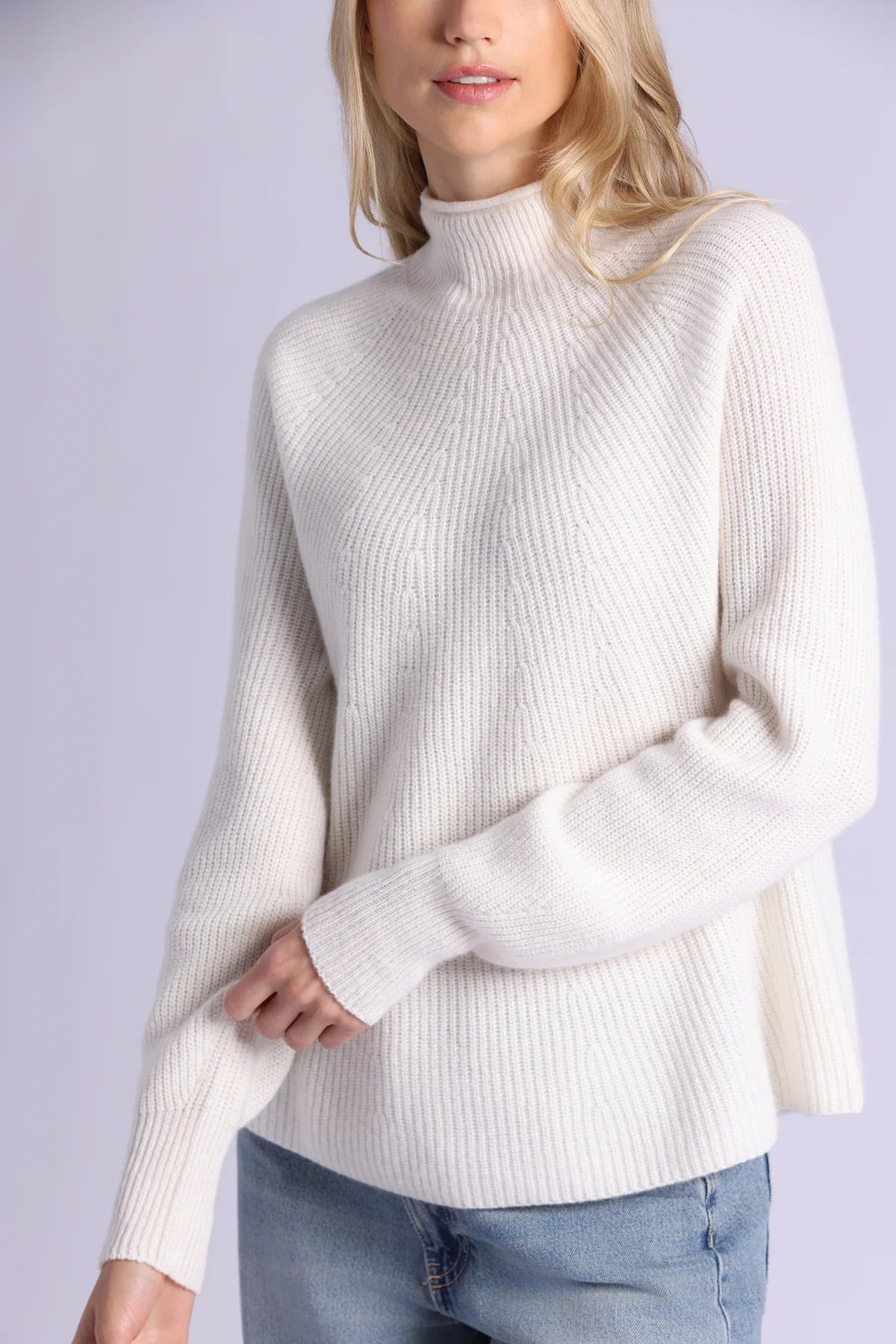 Luxe Cashmere Seamless Mock Neck
