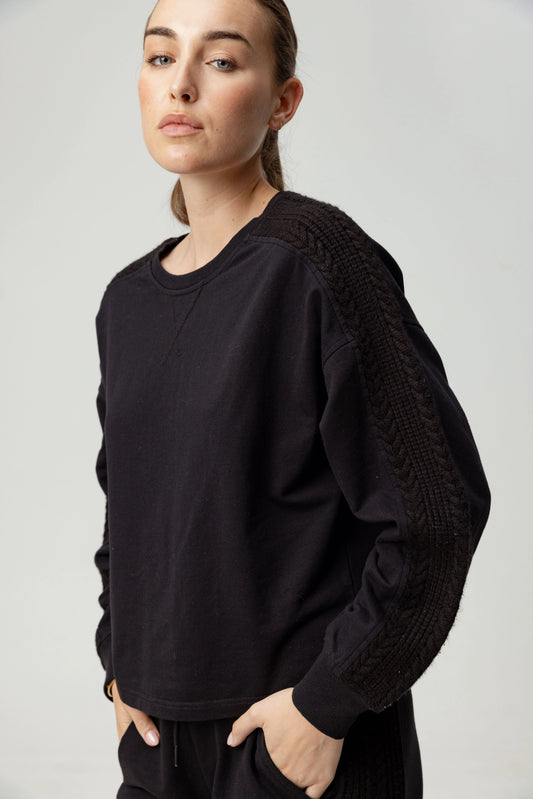 Bella Pullover Black