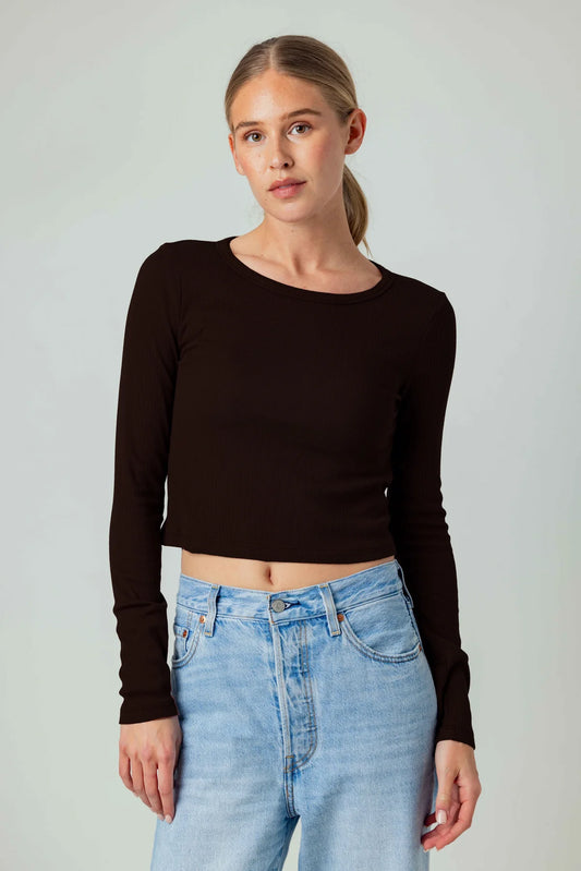 Wren Tee (available in black and white)