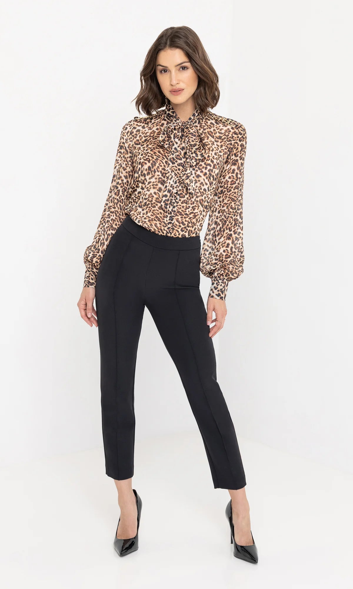 Veralli Leo Blouse