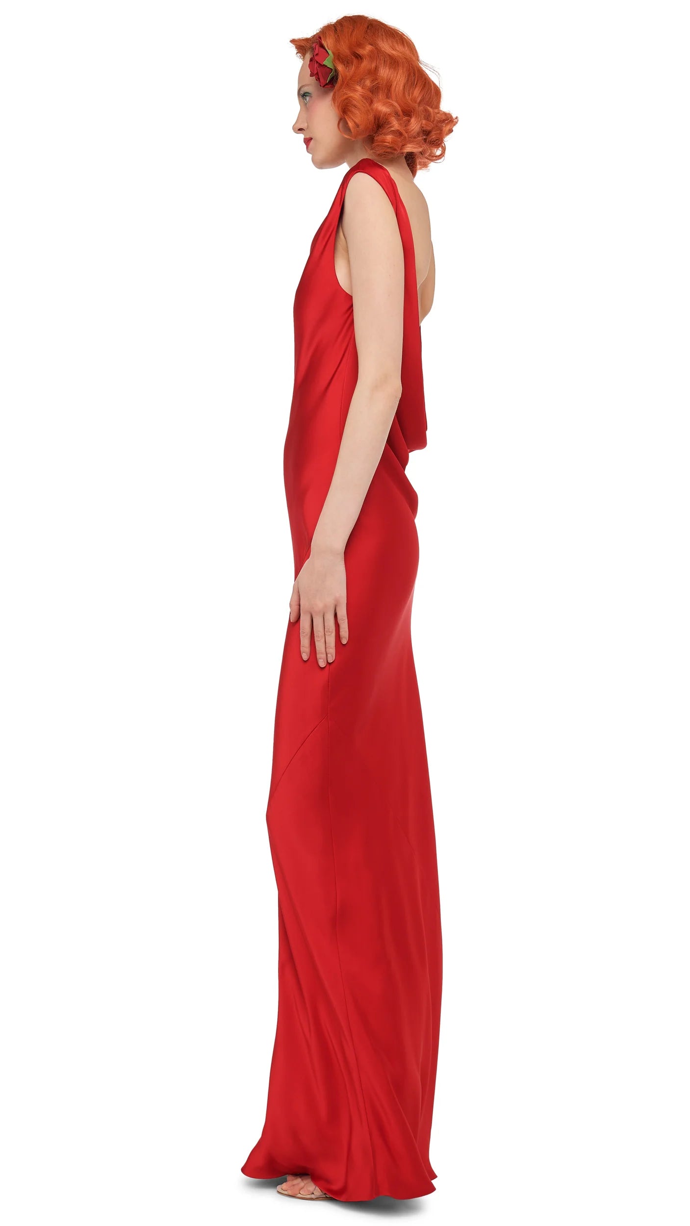 Sleeveless Low Back Drape Gown