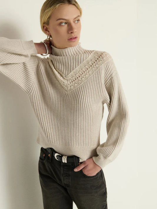 Cassandra Pullover