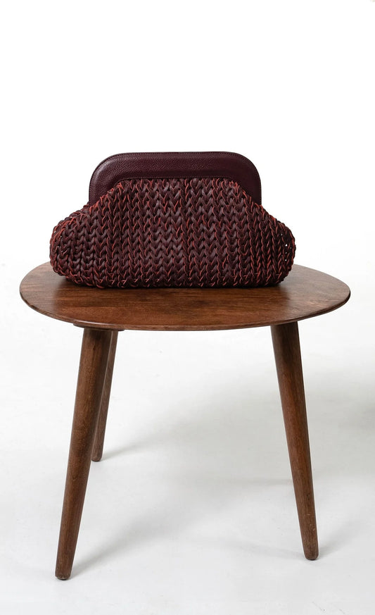 Haddie Clutch Bordeaux