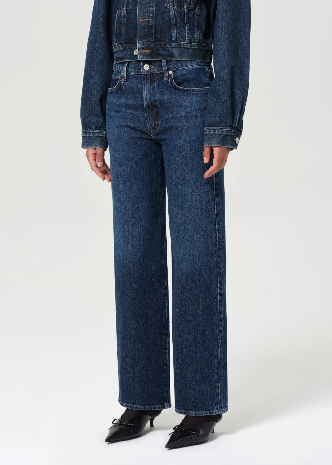 Harper Straight Jean Stretch in Echo